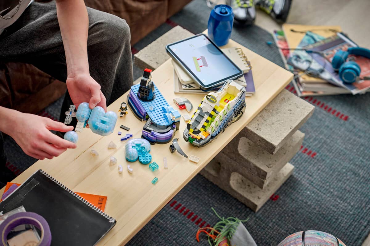 LEGO® × NIKE AIR MAX 95 “Neon” が2026年3月28日(土)に発売予定