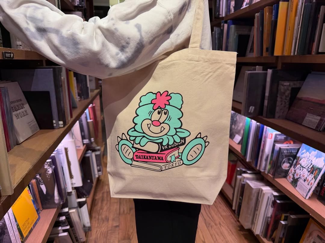 代官山 蔦屋書店 の開業14周年を記念した VERDY とのコラボアイテムが発売