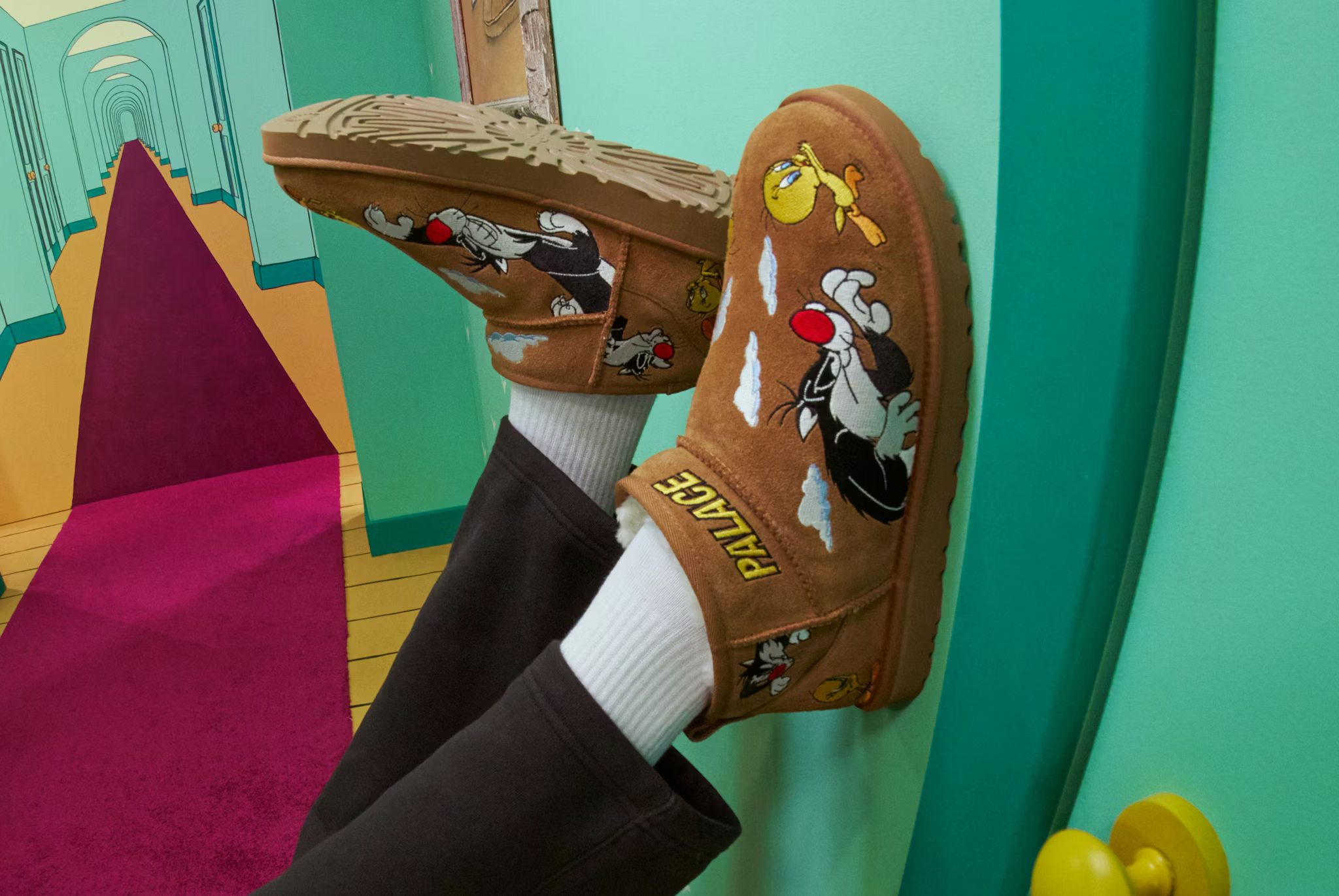 PALACE × UGG × Looney Tunes によるトリプルコラボコレクションの詳細が発表
