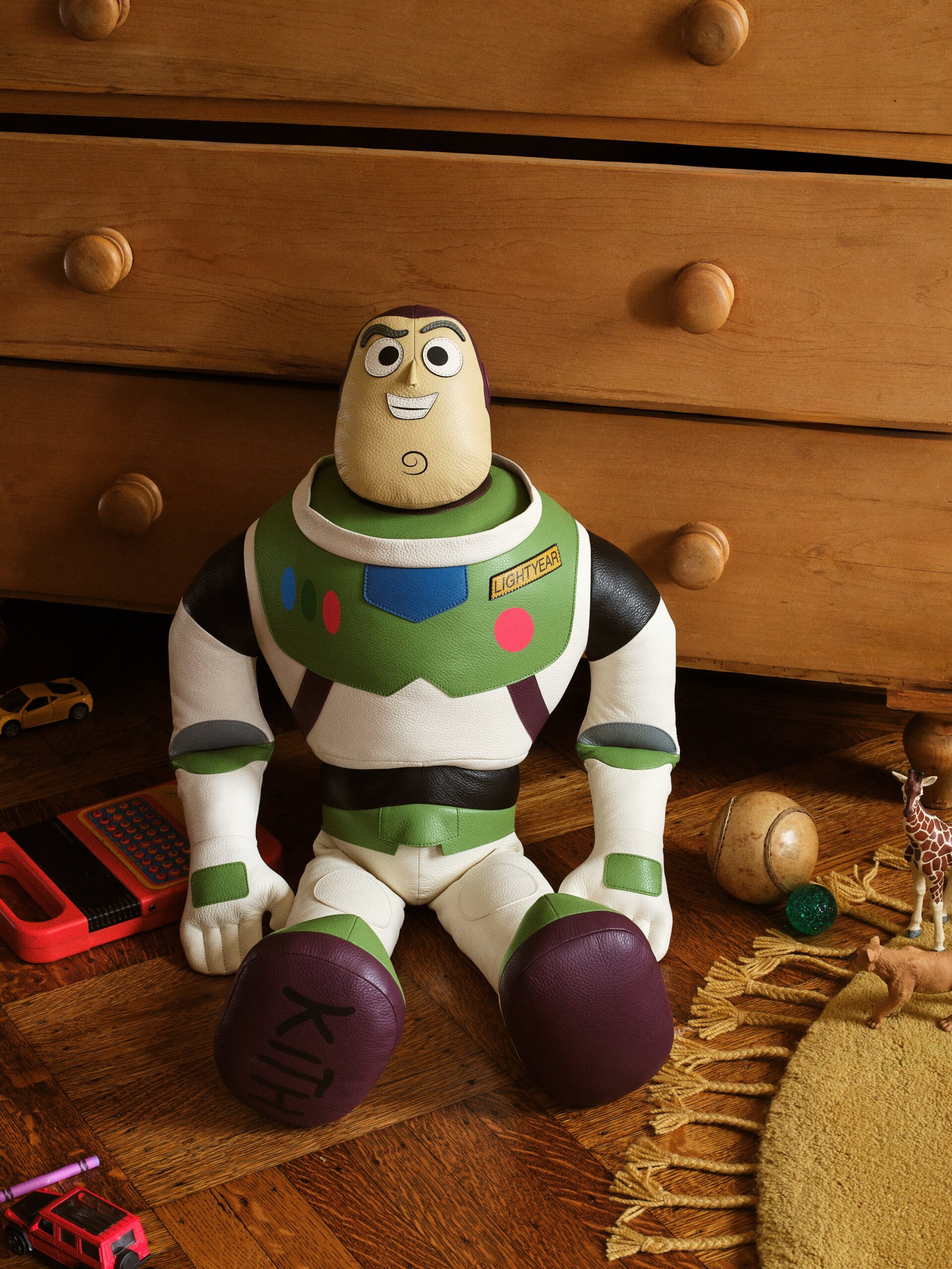 KITH × Pixar の2025年ホリデーコレクションが12月5日(金)発売予定