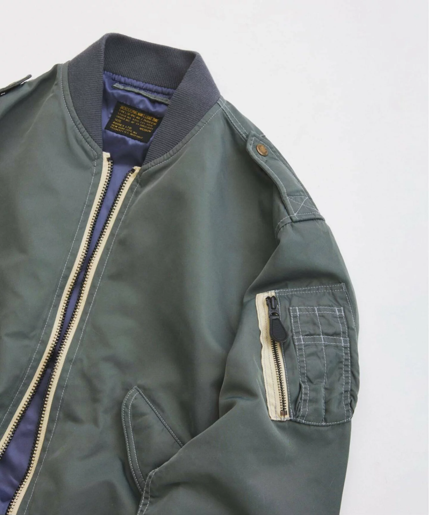 JOURNAL STANDARD relume × AVIREX『L-2B Flight Jacket』の先行予約が開始