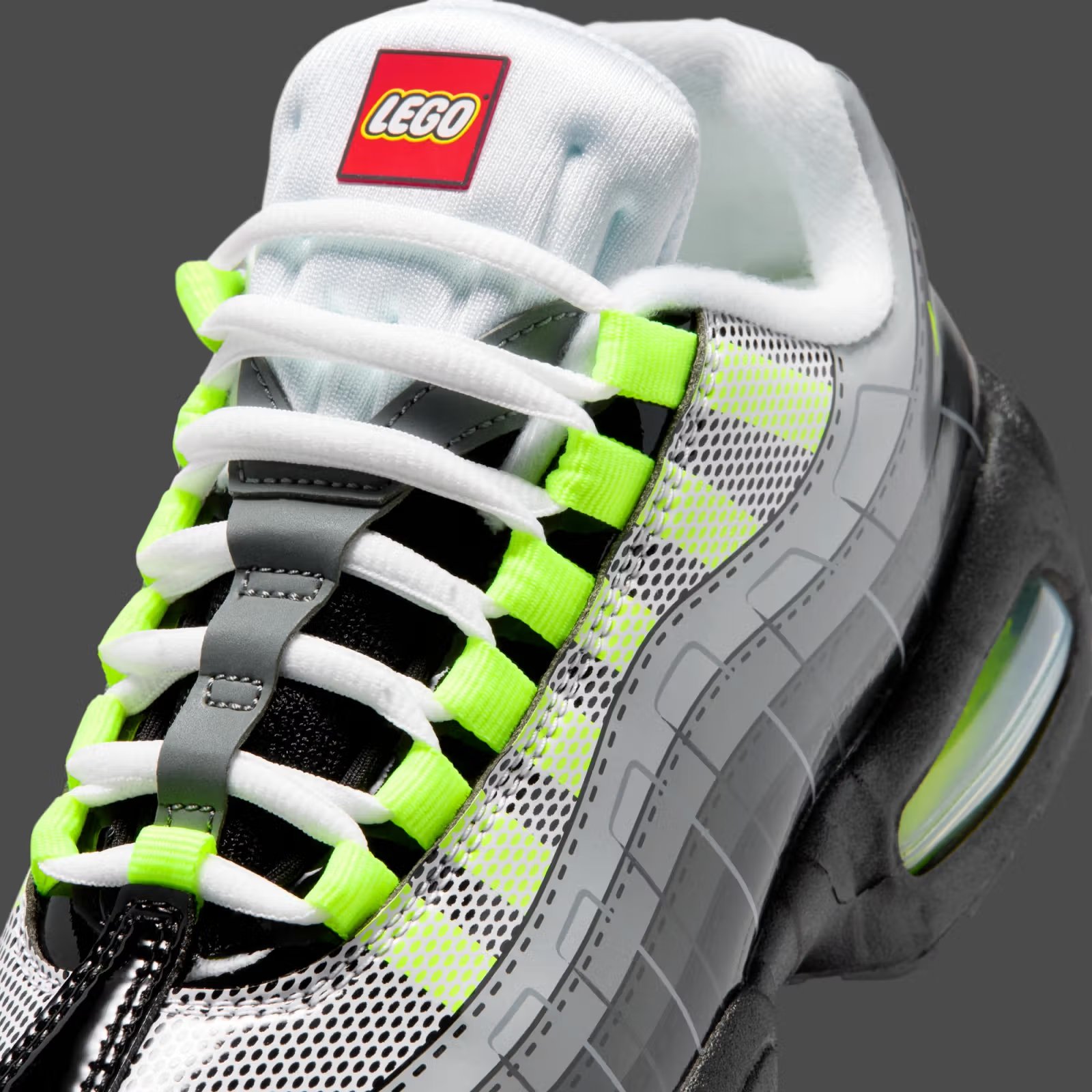 LEGO × NIKE AIR MAX 95 “Neon” のオフィシャル画像が公開
