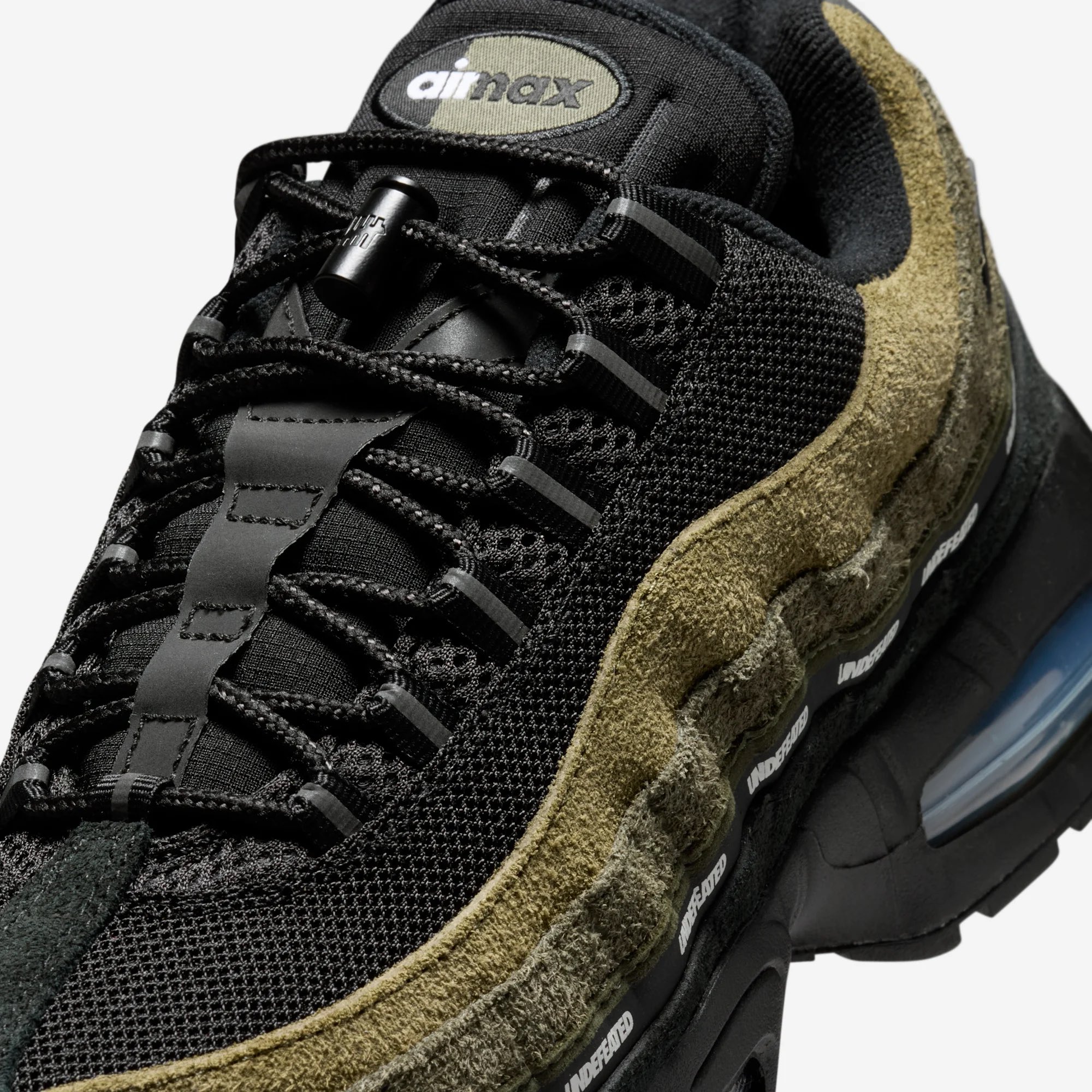 UNDEFEATED × NIKE AIR MAX 95 “Medium Olive” のオフィシャル画像が公開