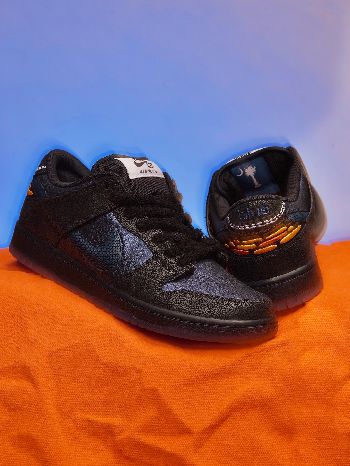 Bluetile Skateboards × NIKE SB DUNK LOW の国内抽選が開始