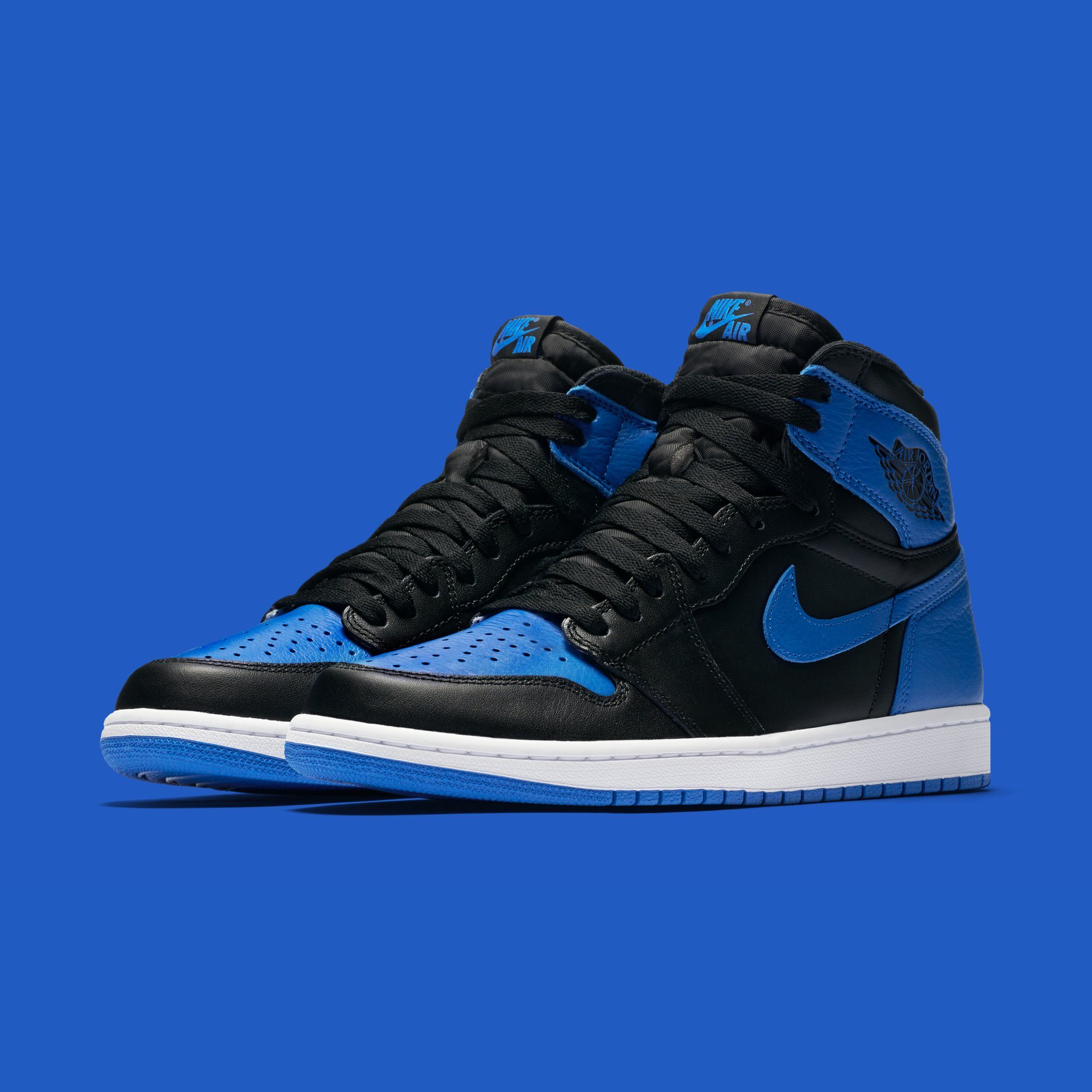 NIKE AIR JORDAN 1 HIGH 