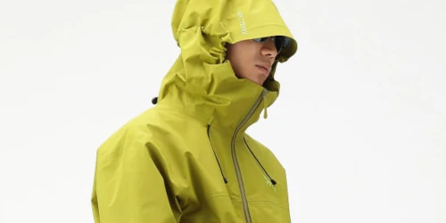BEAMS 限定 ARC’TERYX “Olive Moss Collection” の30%OFF セールが開催