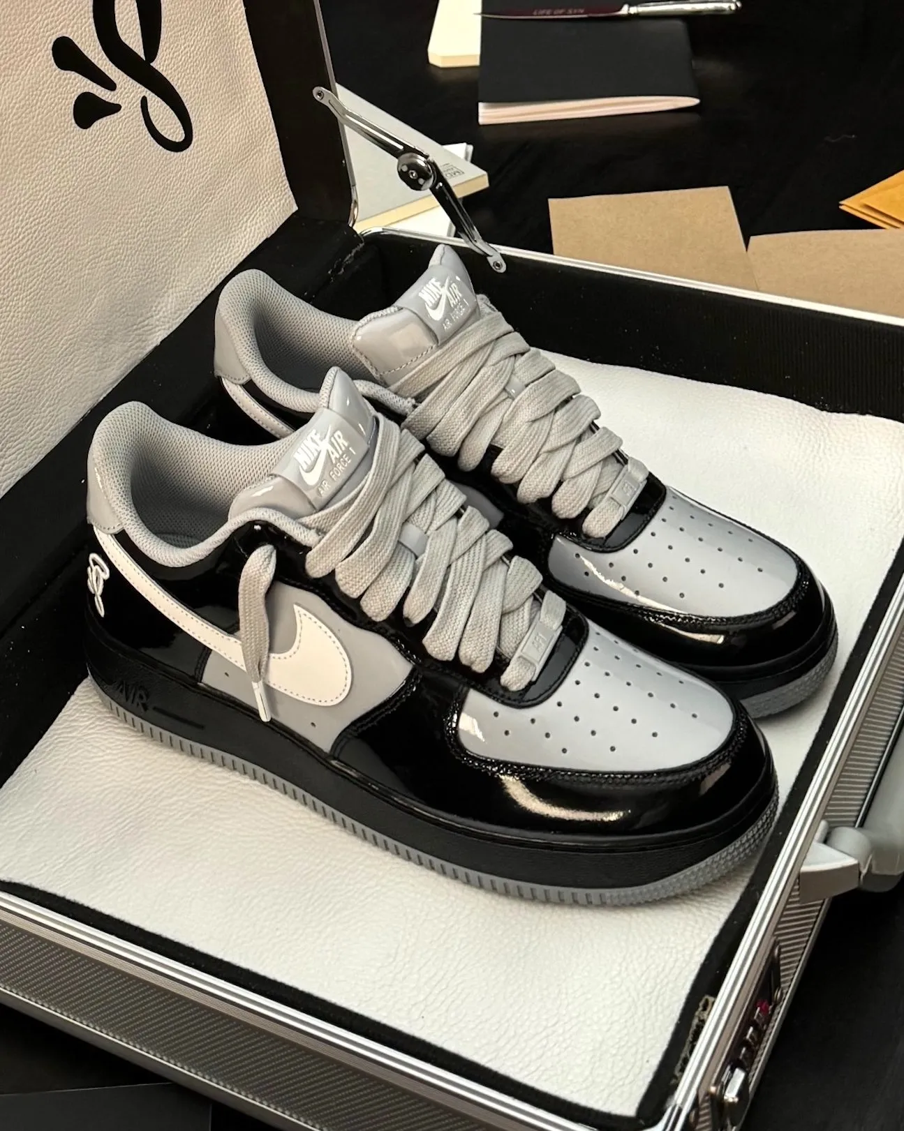 Central Cee × NIKE『AIR FORCE 1 LOW “Syna World”』が公開