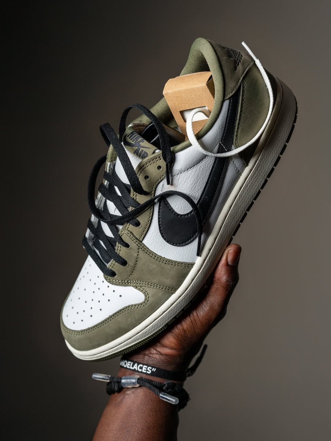NIKE AIR JORDAN 1 LOW OG “Medium Olive” のオフィシャル画像が公開