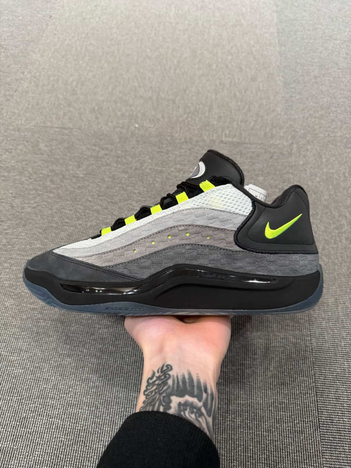 KITH × NIKE KD 18 "Neon" が公開