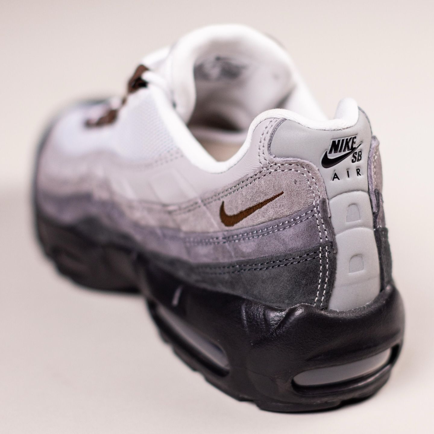 NIKE SB × NIKE AIR MAX 95 “Cacao Wow” が1月17日(土)発売予定