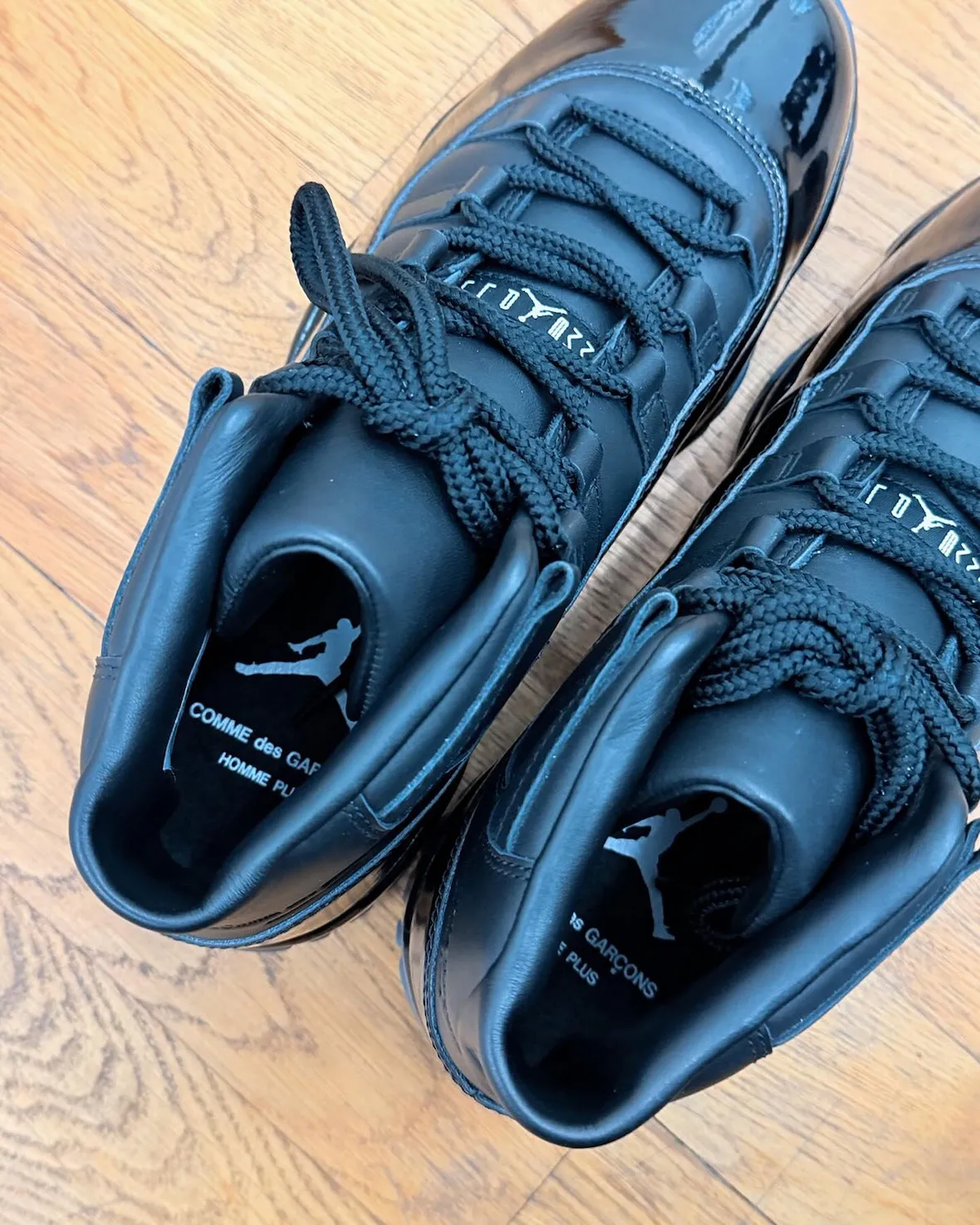 COMME des GARÇONS HOMME PLUS × NIKE AIR JORDAN 11 が公開