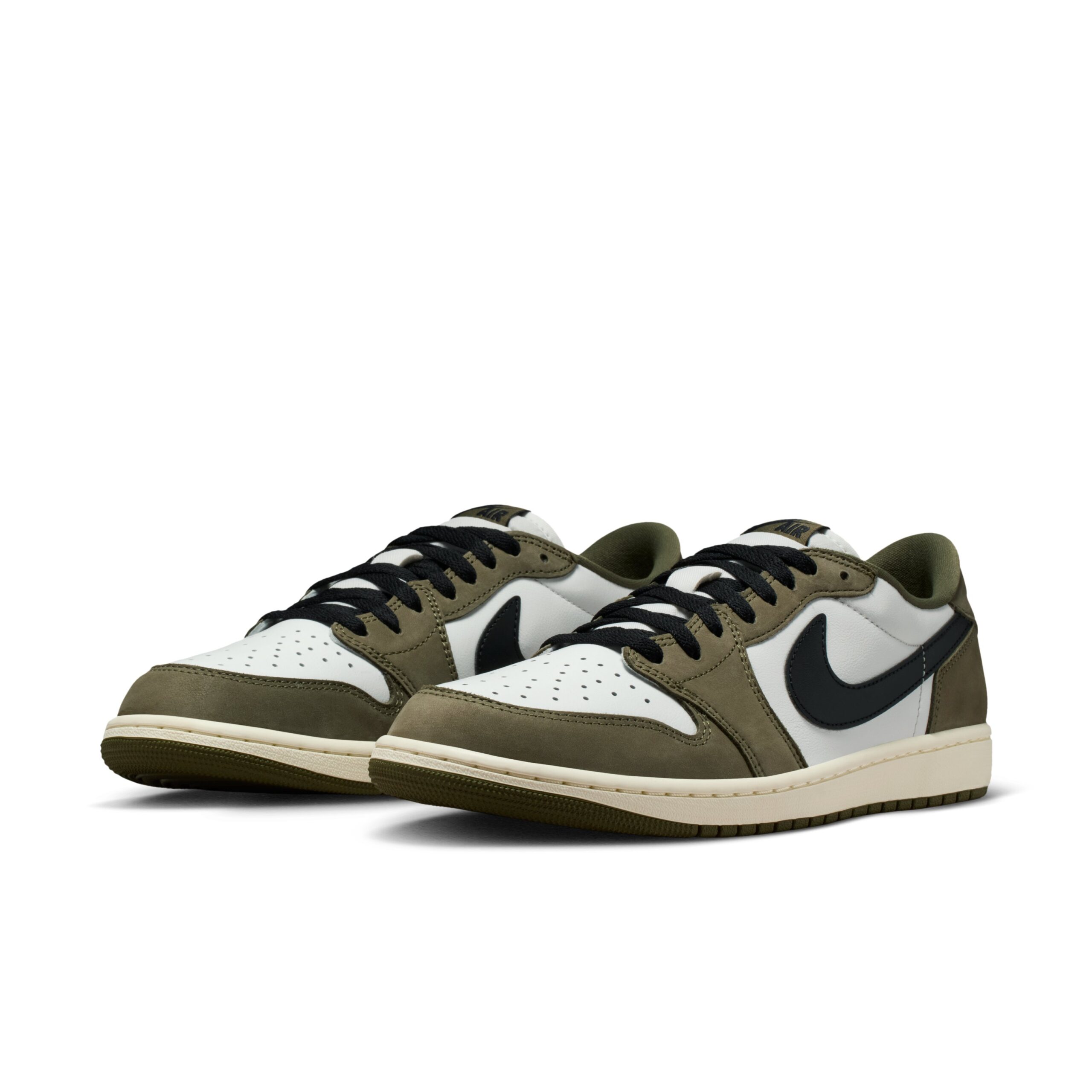 NIKE AIR JORDAN 1 LOW OG “Medium Olive” のオフィシャル画像が公開