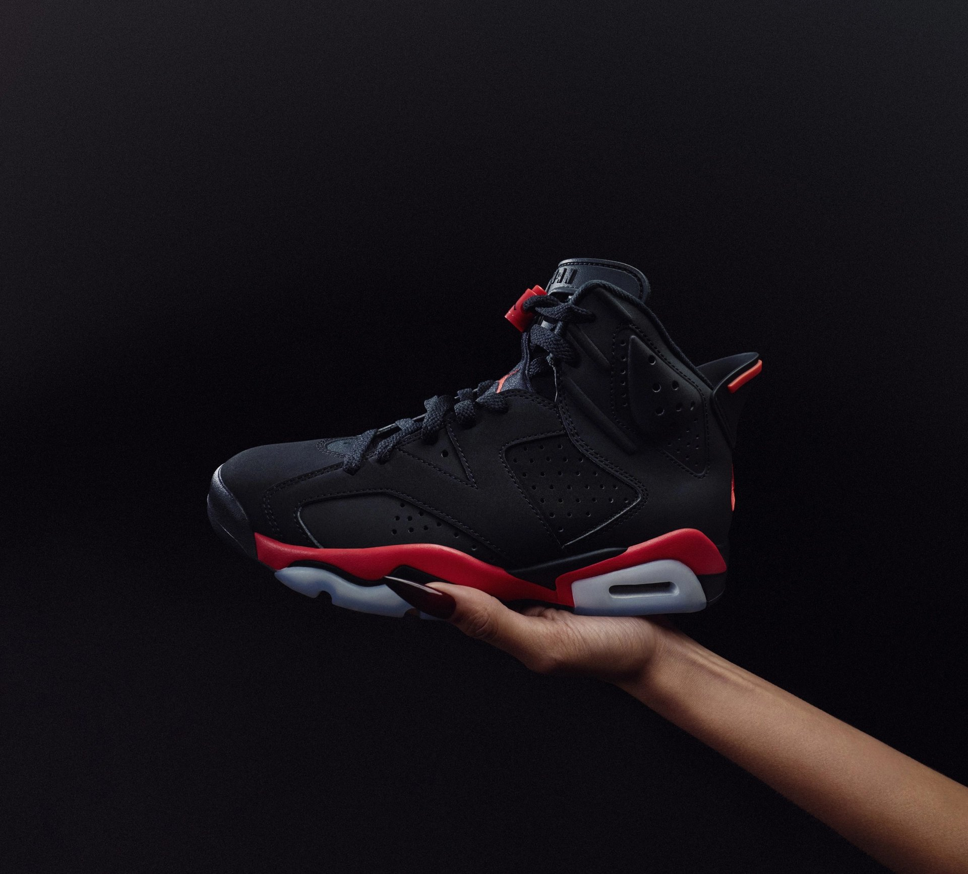 NIKE AIR JORDAN 6 RETRO “Infrared Salesman” が国内 SNKRS に登場