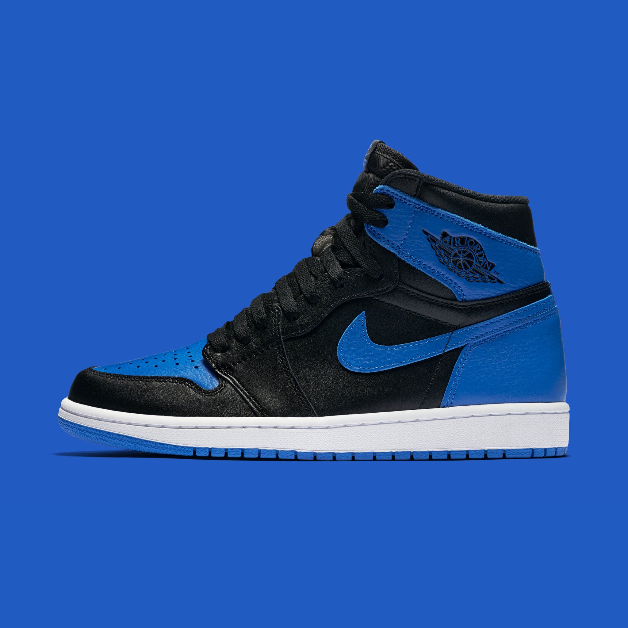 NIKE AIR JORDAN 1 HIGH 