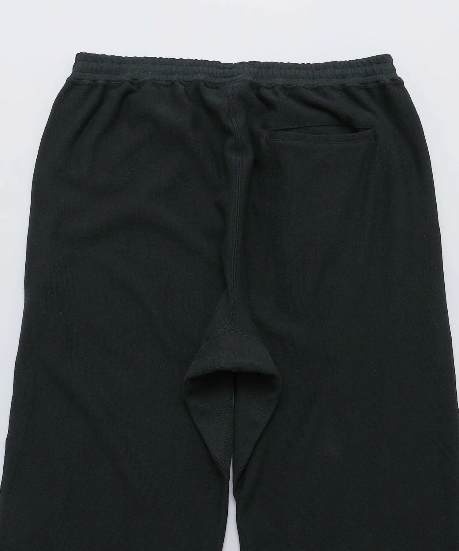 SHIPS × Champion 26SS『Reverse Weave® Wide Sweat Pant』の先行予約が開始