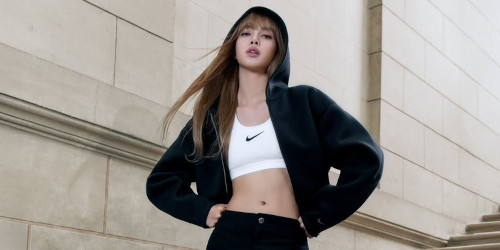 BLACKPINK の LISA が NIKE ファミリーに加入