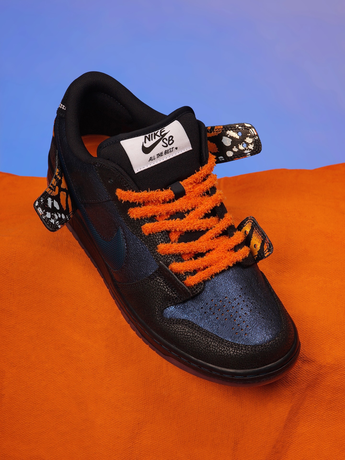 Bluetile Skateboards × NIKE SB DUNK LOW の国内抽選が開始