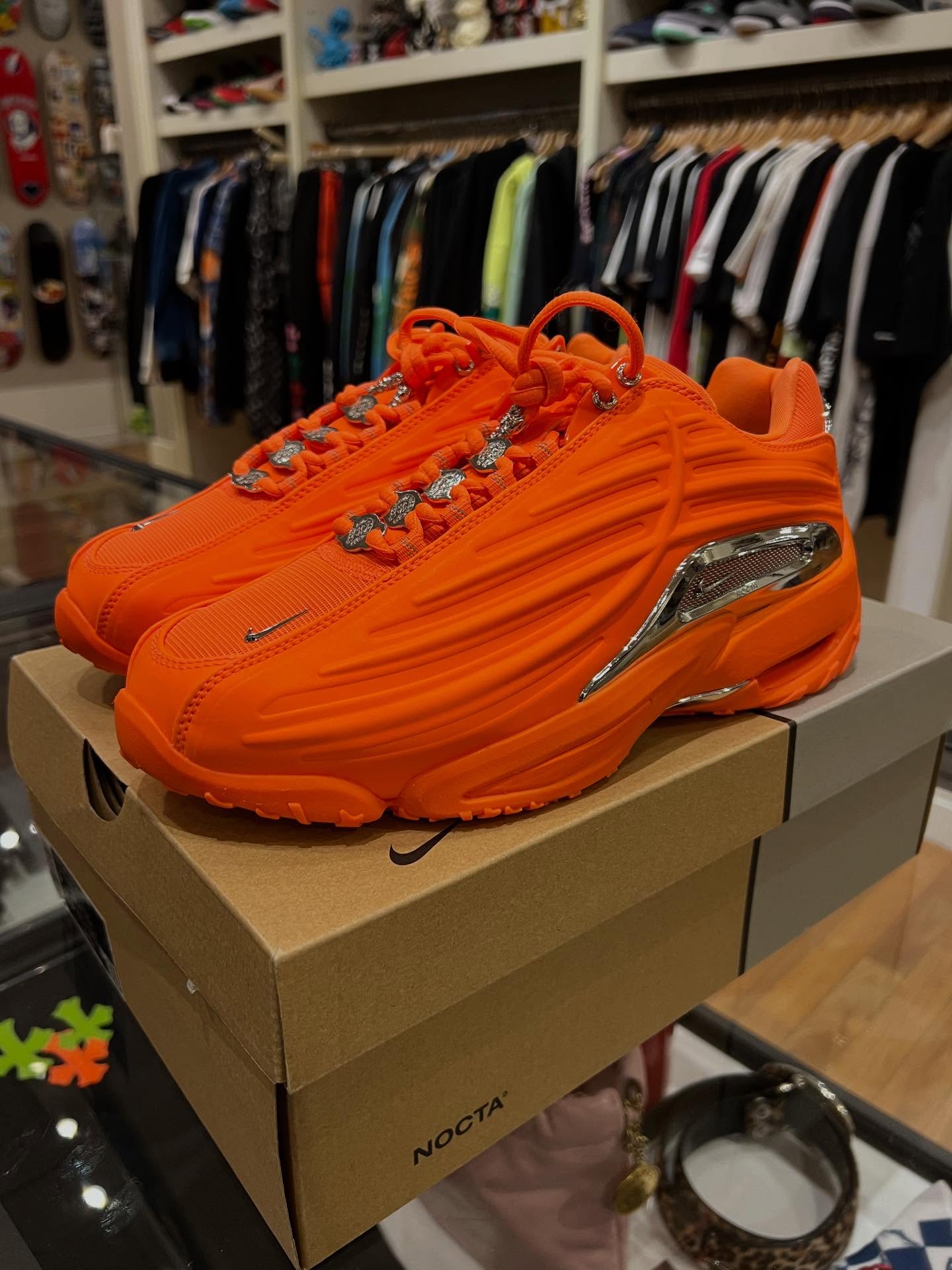 Chrome Hearts × NOCTA × NIKE HOT STEP 2 "Total Orange" が公開