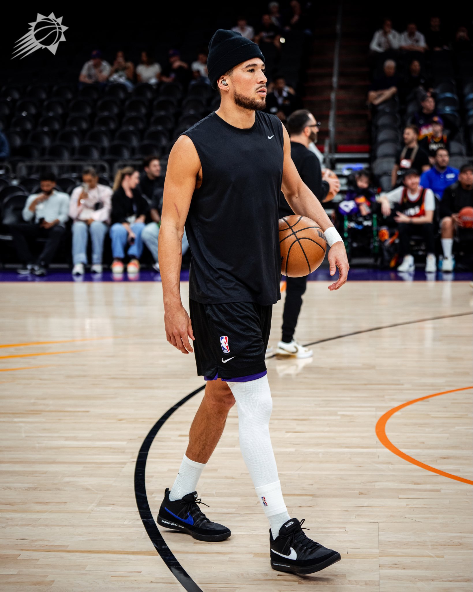 NBA の Devin Booker が fragment design × NIKE BOOK 2 を着用