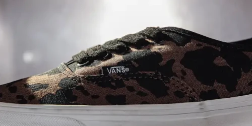 URBAN RESEARCH DOORS × VANS『AUTHENTIC “Cow Print”』が発売