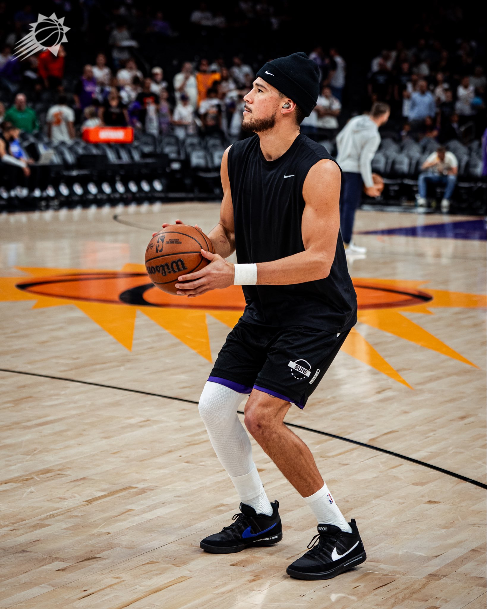 NBA の Devin Booker が fragment design × NIKE BOOK 2 を着用