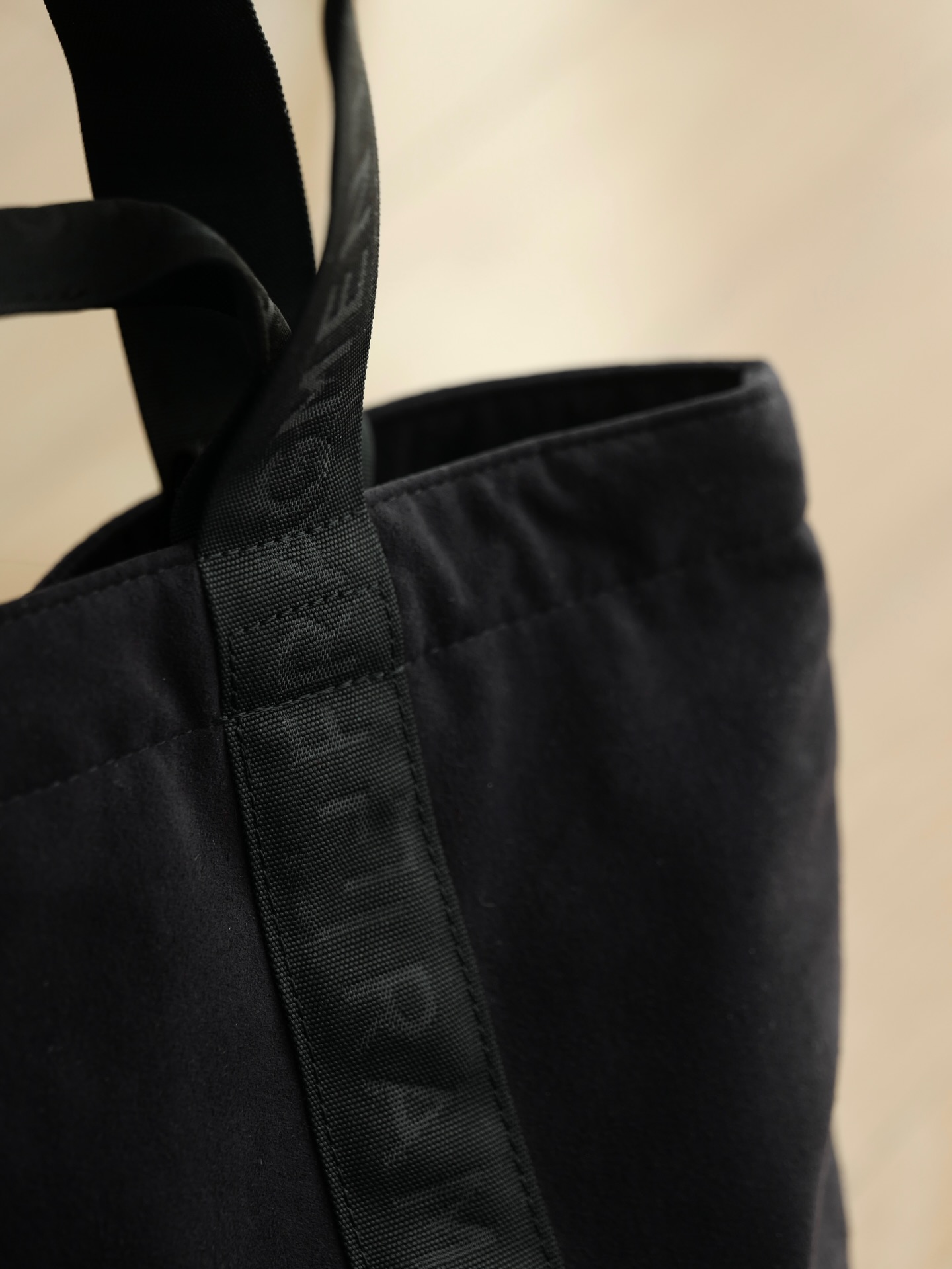 fragment design × RAMIDUS『Ultrasuede® LX BLACK Collection』が2月19日(木)に発売予定