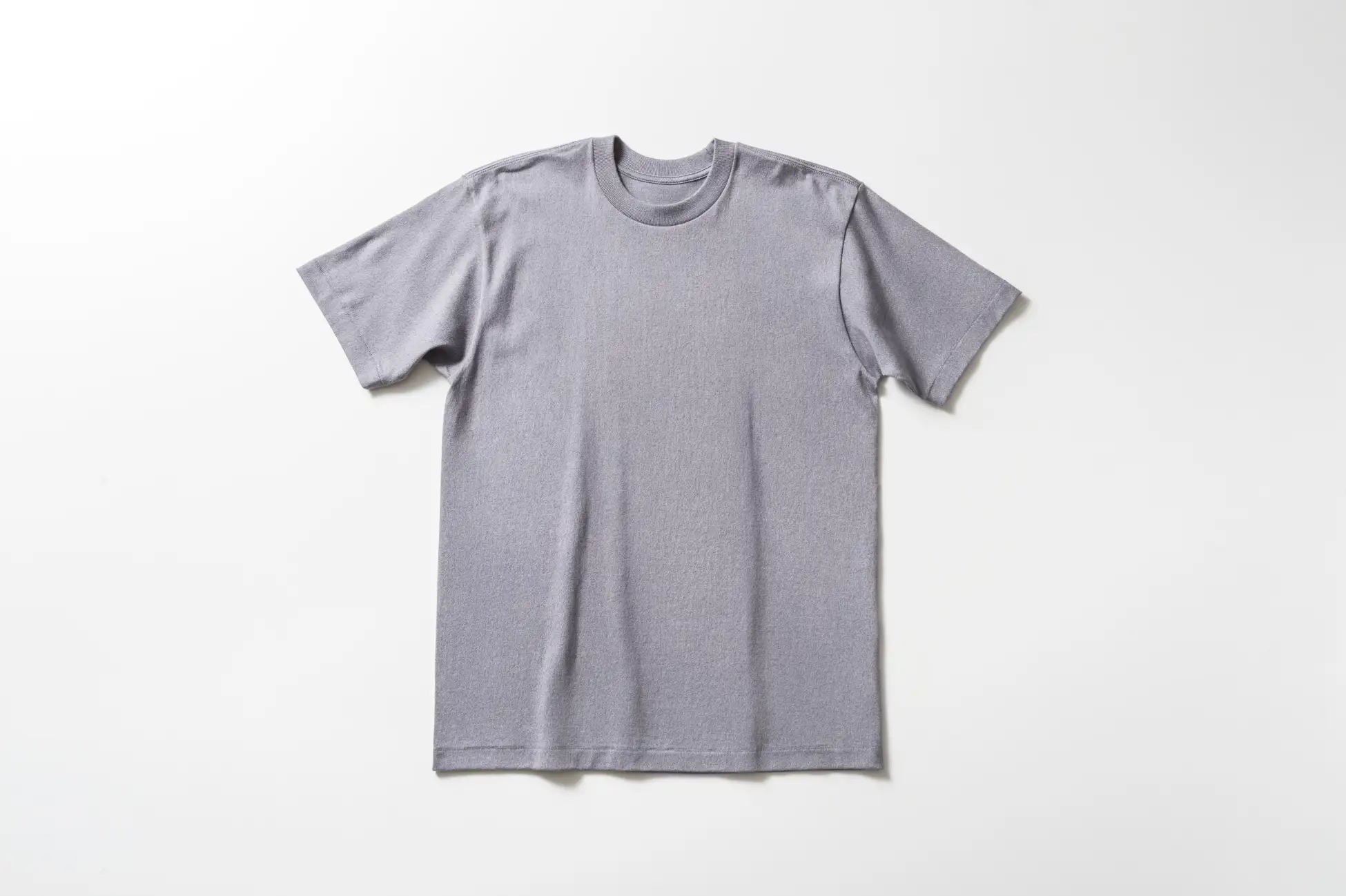 Hanes から最高のグレーTシャツ『Hanes T-SHIRTS MOKU』が2月下旬に発売予定