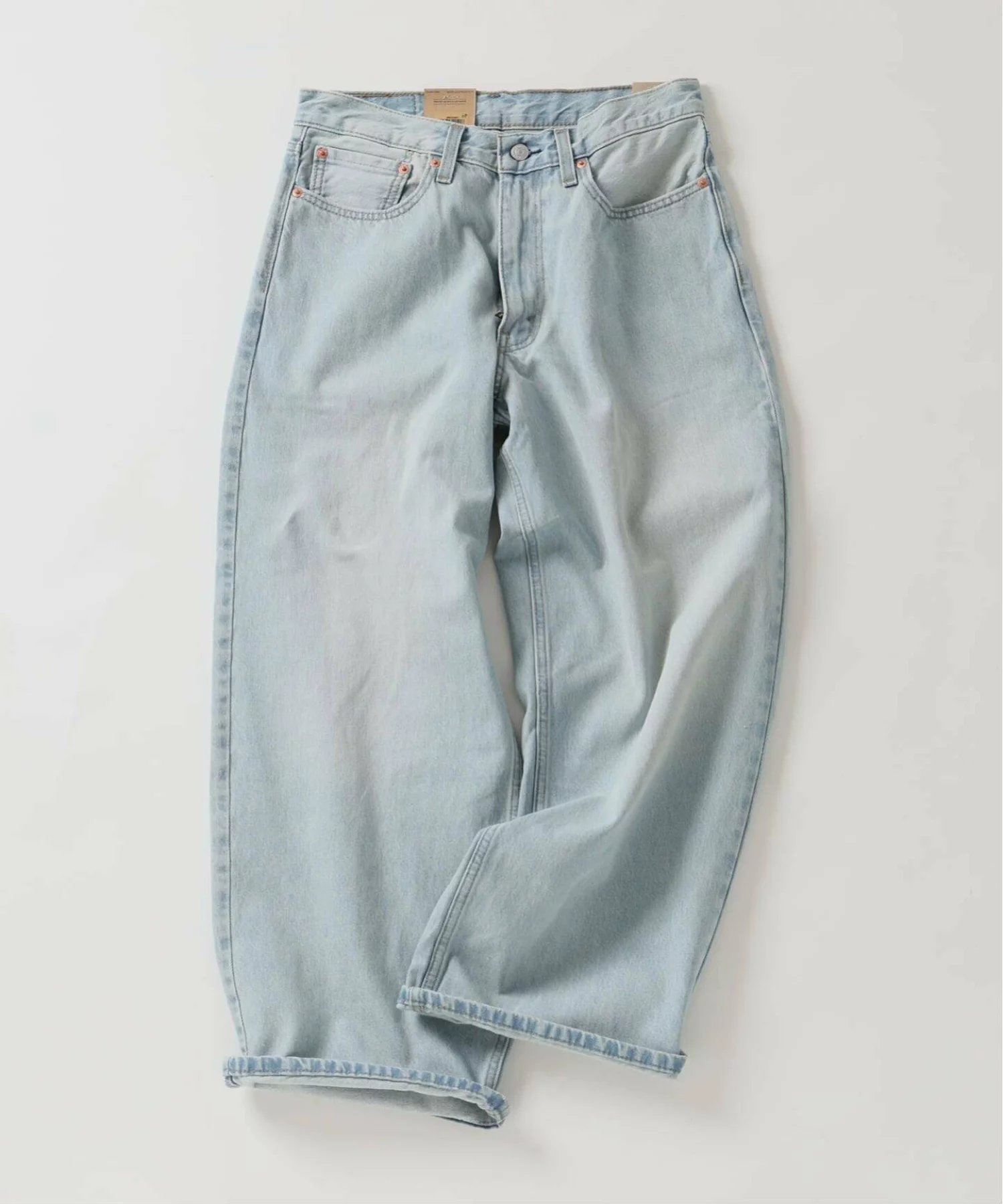 JOURNAL STANDARD relume から Levi’s® の国内販路限定モデル『エクストラ バギー ジーンズ』が発売