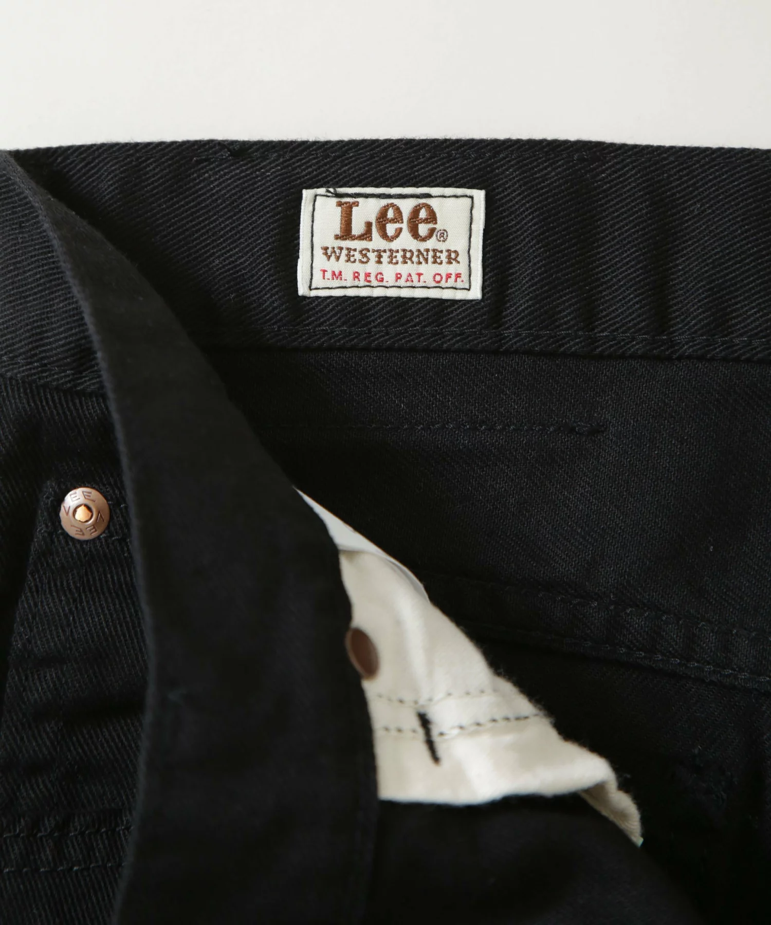 NANO universe × Lee 26SS『ウエスターナー パンツ ＆ バディリー スウェット』の先行予約が開始