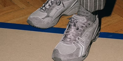 THOM BROWNE × ASICS『 GEL-KAYANO® 14 』が3月2日(月)に発売予定