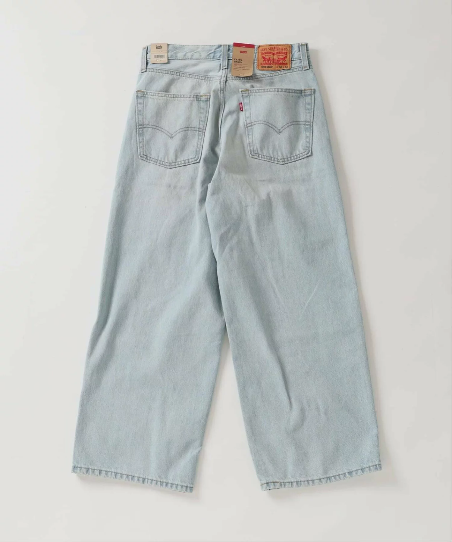 JOURNAL STANDARD relume から Levi’s® の国内販路限定モデル『エクストラ バギー ジーンズ』が発売