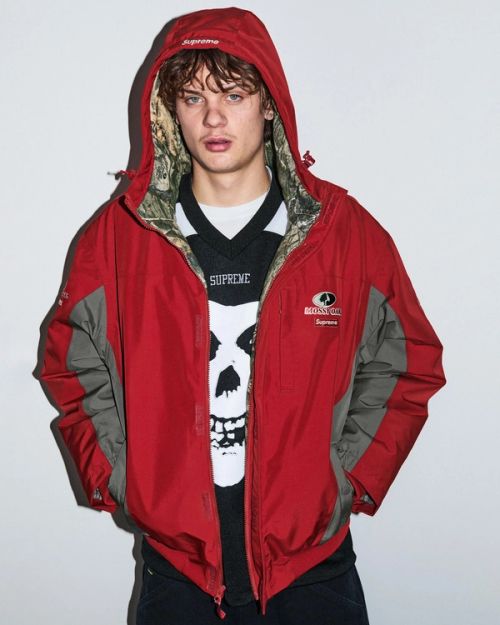 Supreme 2026年春夏コレクションのルックブック&プレビューが公開