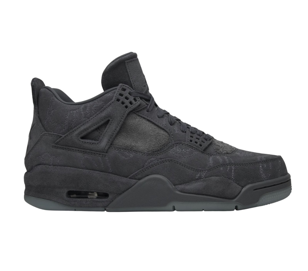 KAWS × NIKE AIR JORDAN 4 “Dark Grey” が2027年夏に発売予定
