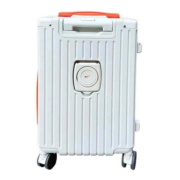 NIKE の海外限定アイテム『Solo Swoosh Carry On Suitcase』が発売