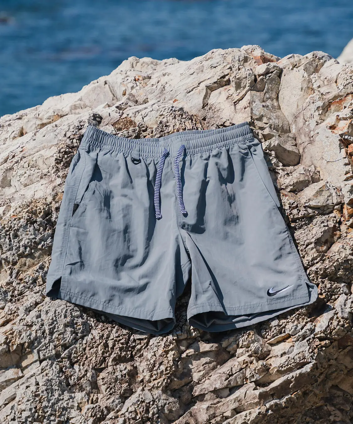 ÉDIFICE × NIKE 26SS『限定スイムショーツ』が4月10日(木)に発売予定