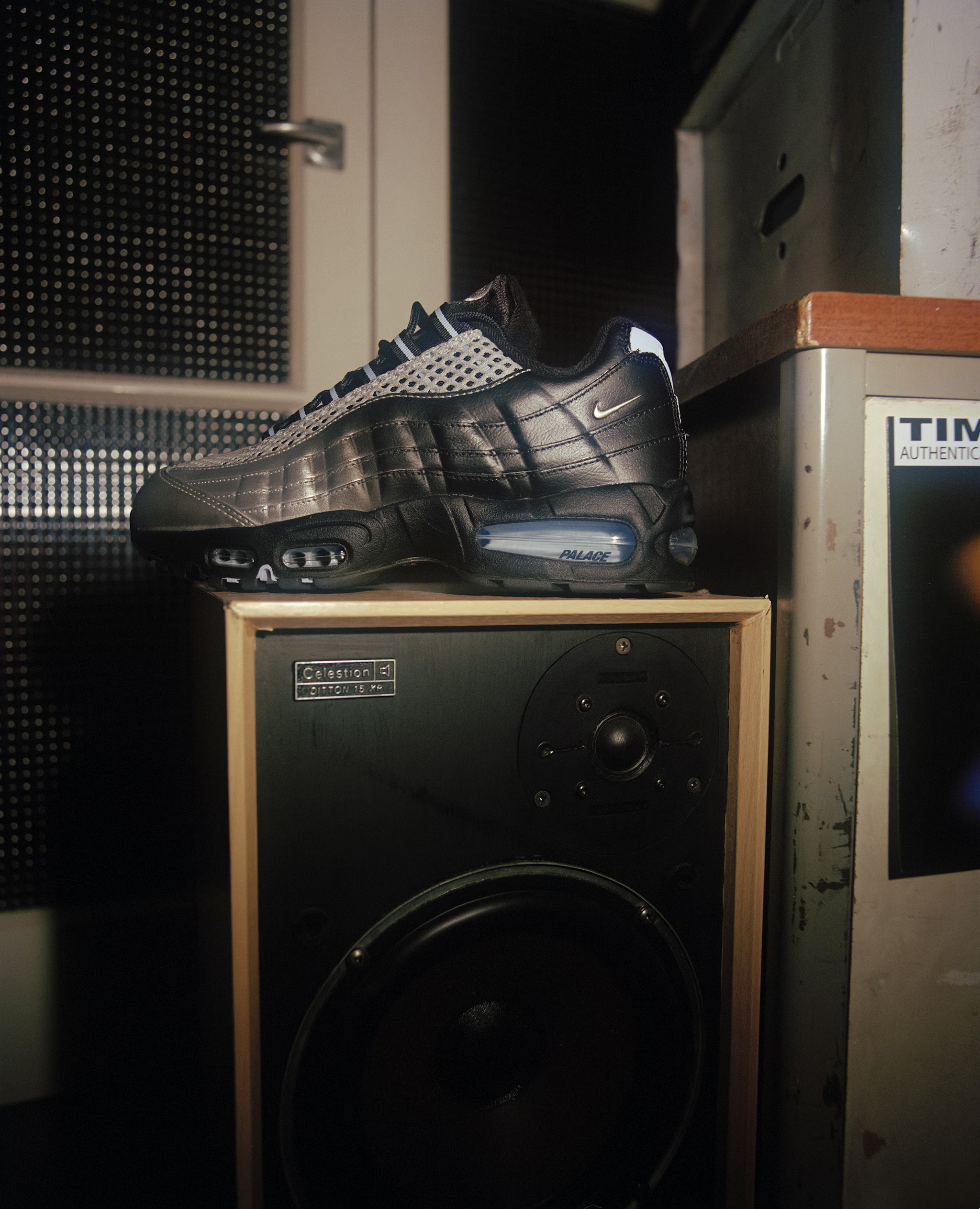 PALACE × NIKE AIR MAX 95 が国内4月11日(土)に発売決定