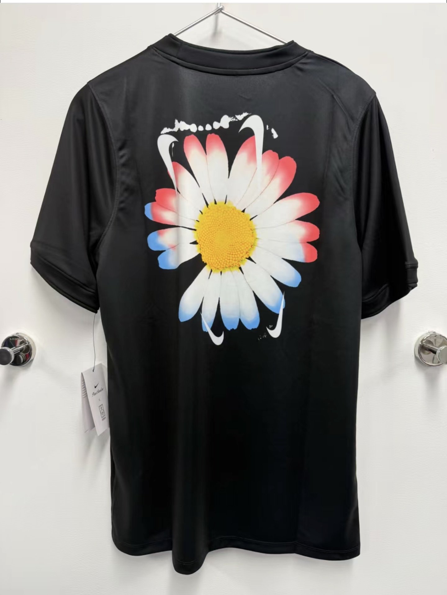 G-DRAGON × NIKE の2026年FIFAワールドカップ開催記念アイテムが発売予定