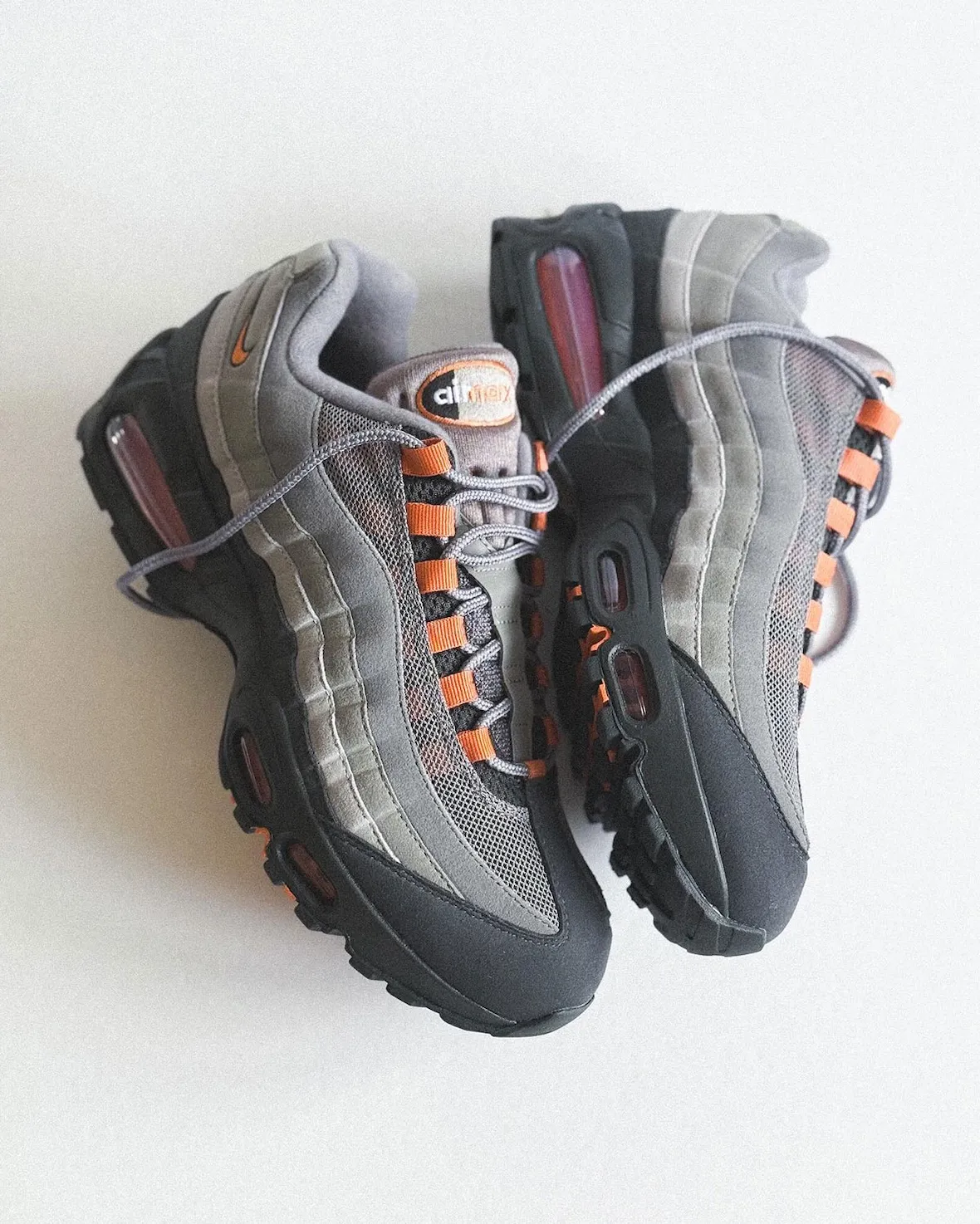 NIKE AIR MAX 95 BIG BUBBLE “Hot Curry” が国内4月10日(金)に発売予定