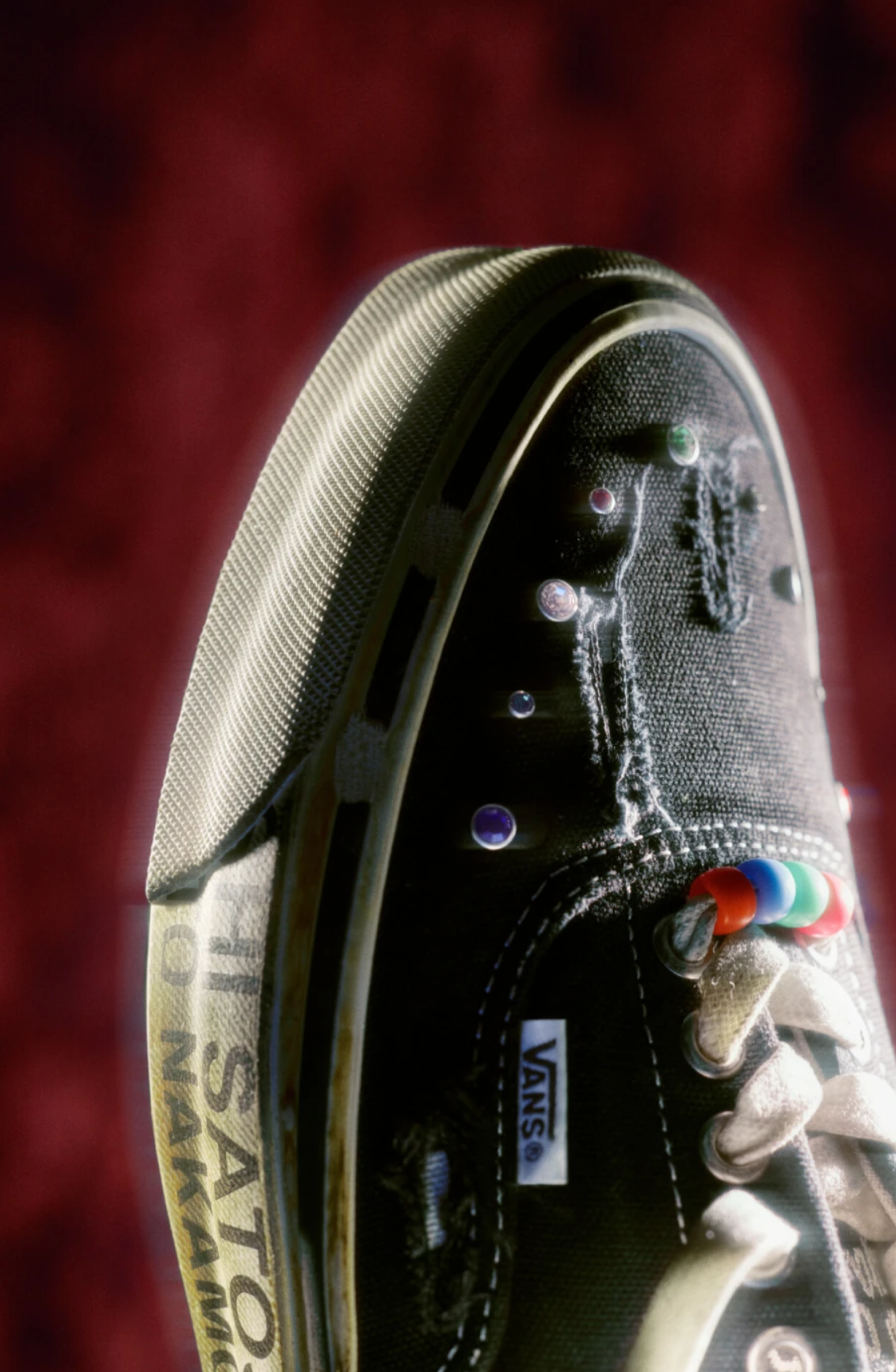 OTW by Vans × Satoshi Nakamoto の第2弾コラボモデル『Era 95 Gems』が4月30日(木)に発売予定