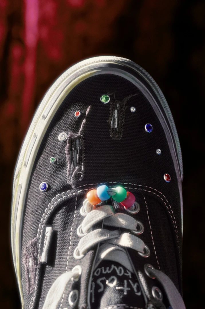 OTW by Vans × Satoshi Nakamoto の第2弾コラボモデル『Era 95 Gems』が4月30日(木)に発売予定