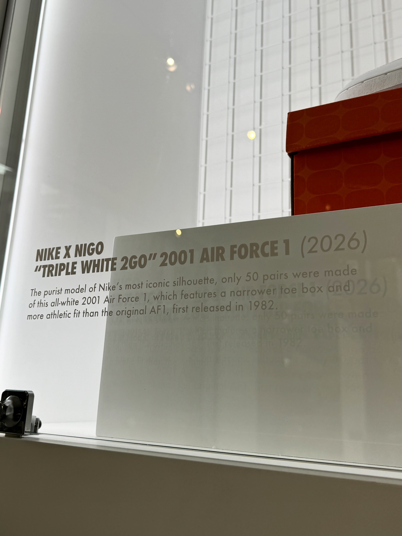 NIGO® × NIKE AIR FORCE 1 “Triple White 2GO” が公開