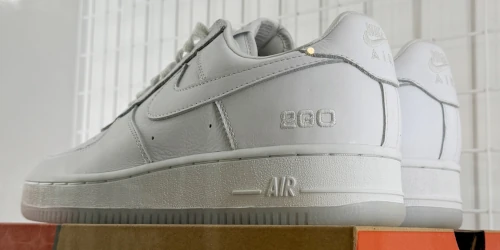 NIGO® × NIKE AIR FORCE 1 “Triple White 2GO” が公開