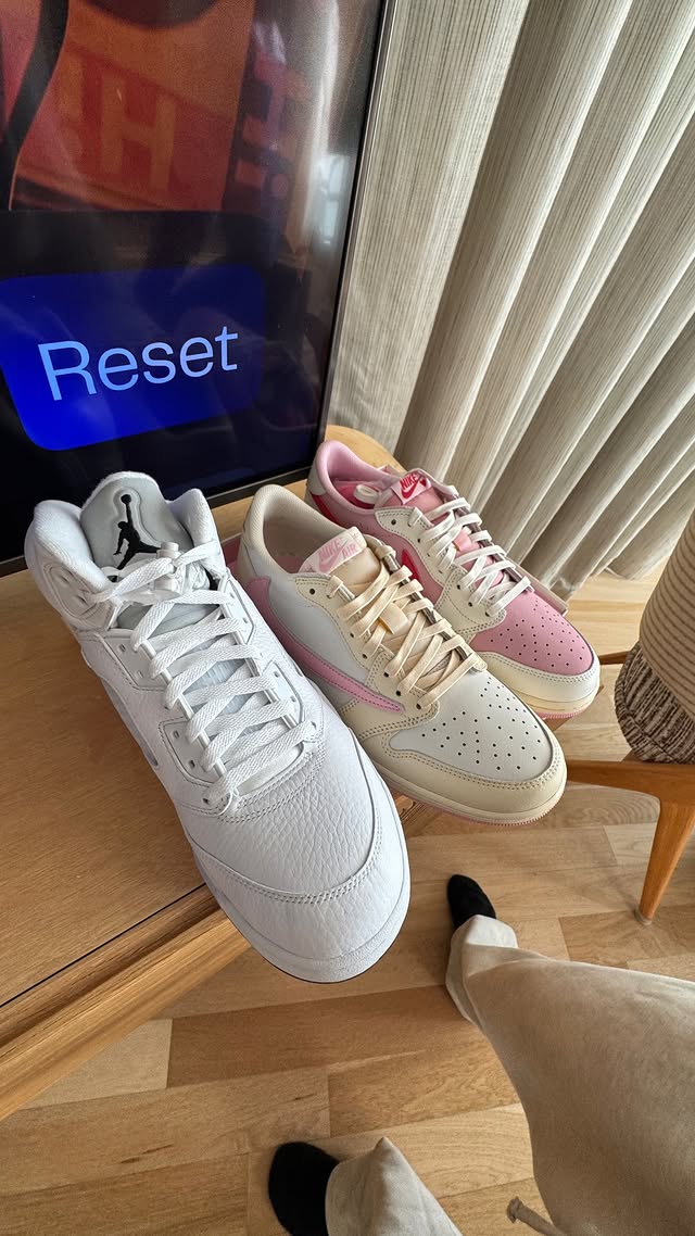 Travis Scott × NIKE AIR JORDAN 1 LOW “Pink” が5月22日(金)に発売予定