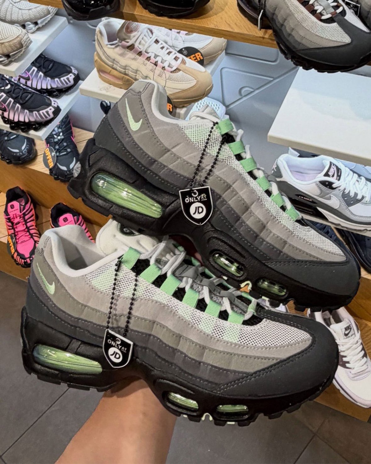 NIKE WMNS AIR MAX 95 BIG BUBBLE OG “Fresh Mint” が6月1日(月)に発売予定