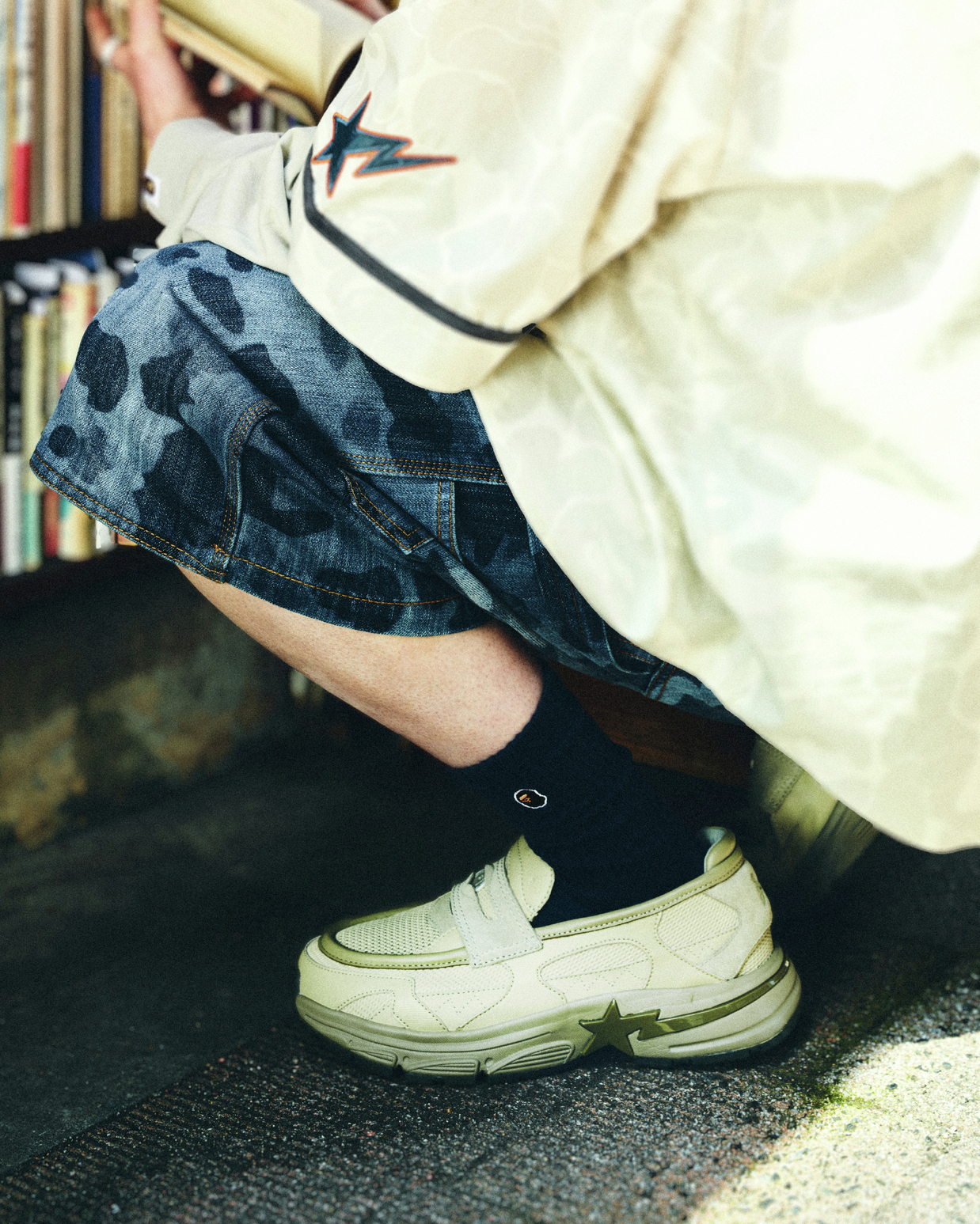 A BATHING APE® の新作シューズ『SHARK STA LOAFER』が公式オンラインにて発売