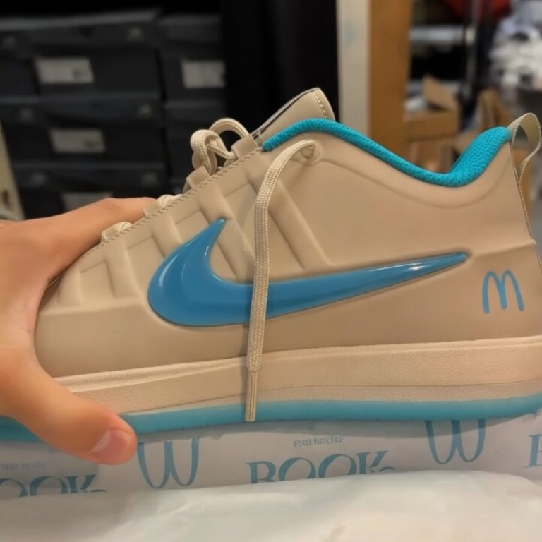 McDonald's × NIKE BOOK 2 "Sedona" が6月2日(火)に発売予定