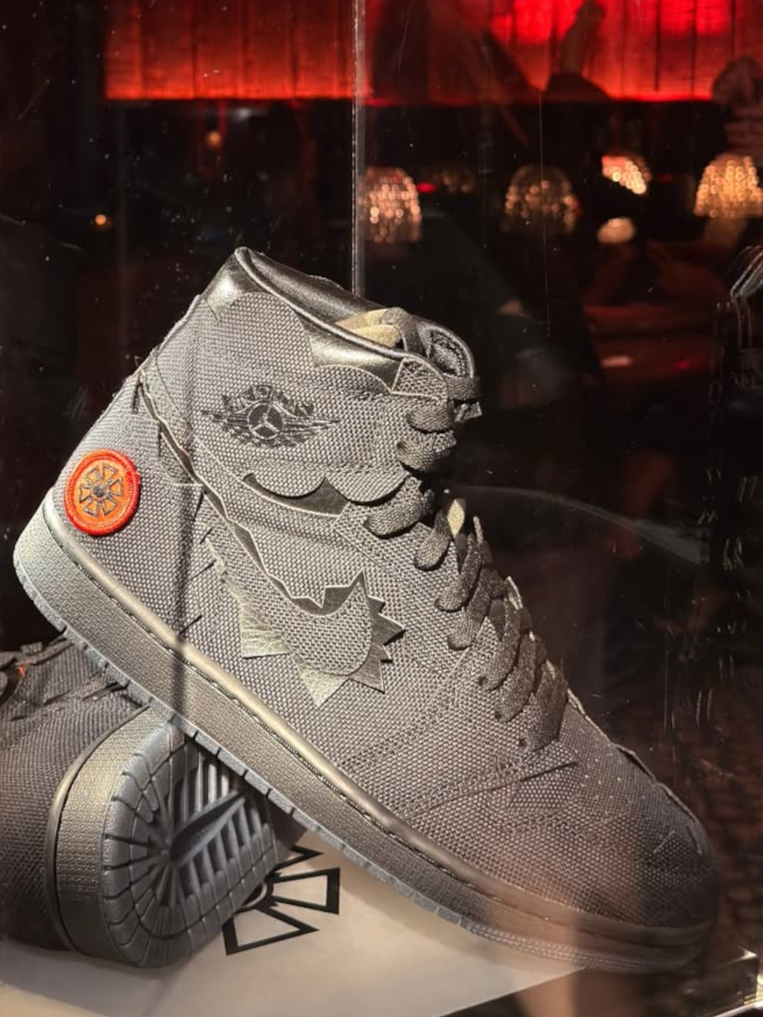 J Balvin × JORDAN BRAND の未発売スニーカー NIKE AIR JORDAN 1 HIGH OG “Black” が公開
