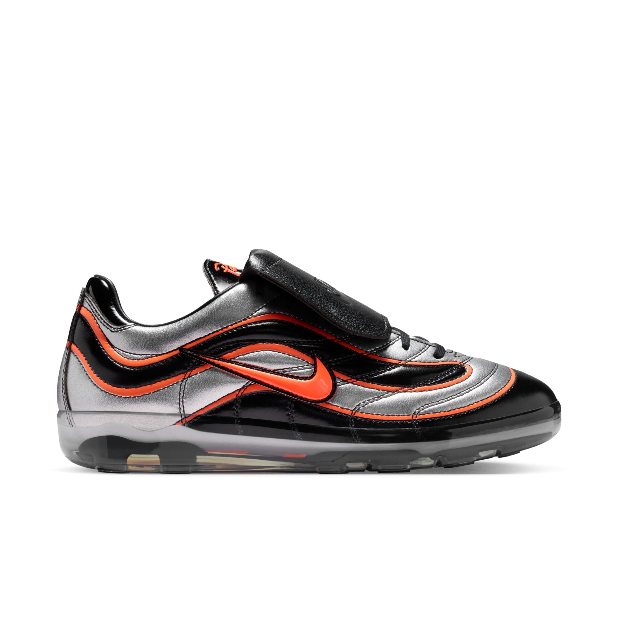 NIKE がワールドカップ開催を記念した X2 カプセルコレクションを発表
