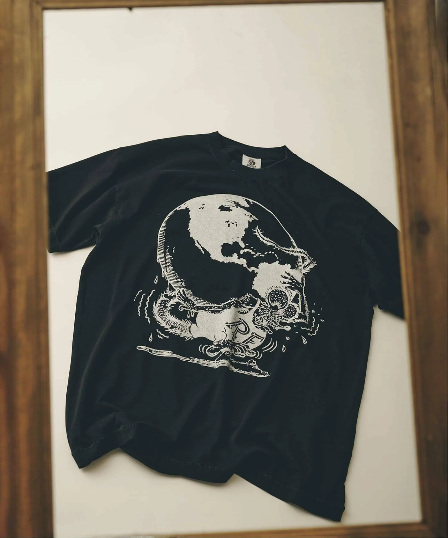 JOURNAL STANDARD × RATFINK『グラフィック Tシャツ』の先行予約が開始