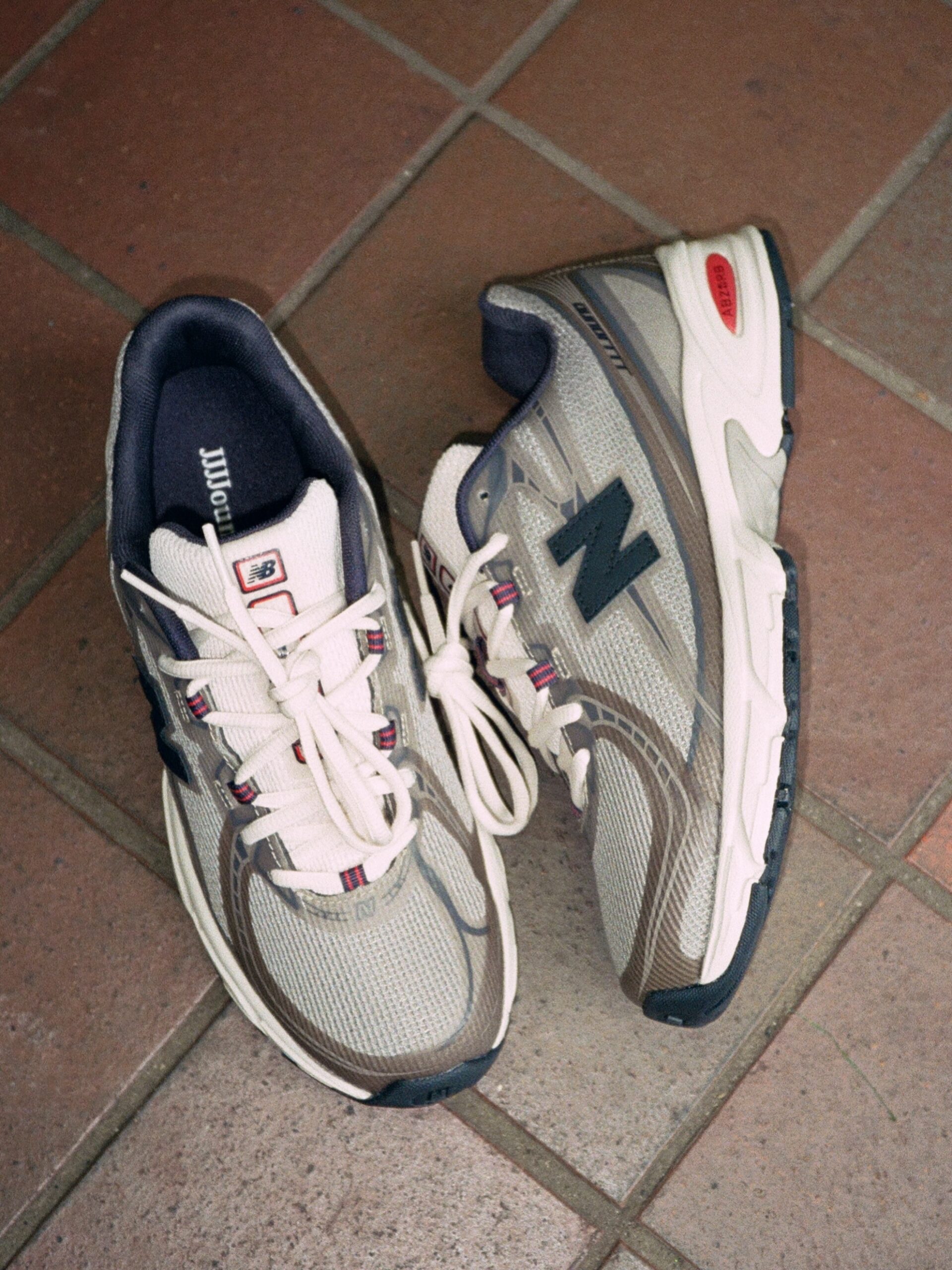 JJJJound × New Balance 740N “Beige” が7月30日（木）に発売予定